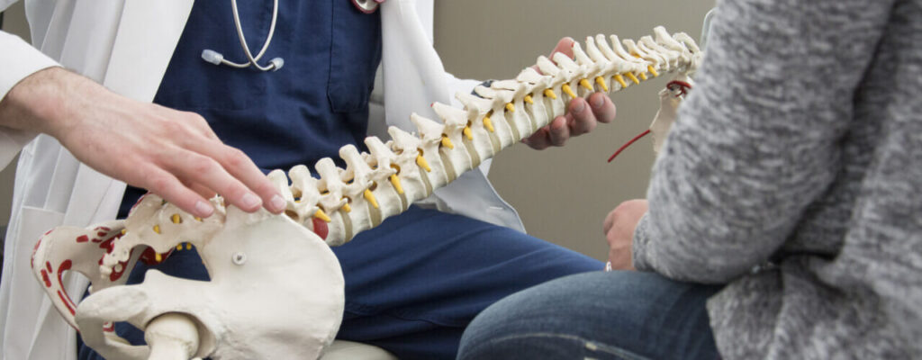 What are the Benefits of Seeing a Chiropractor?